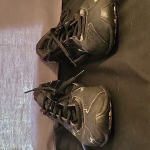 Puma tennis shoes men's size 7